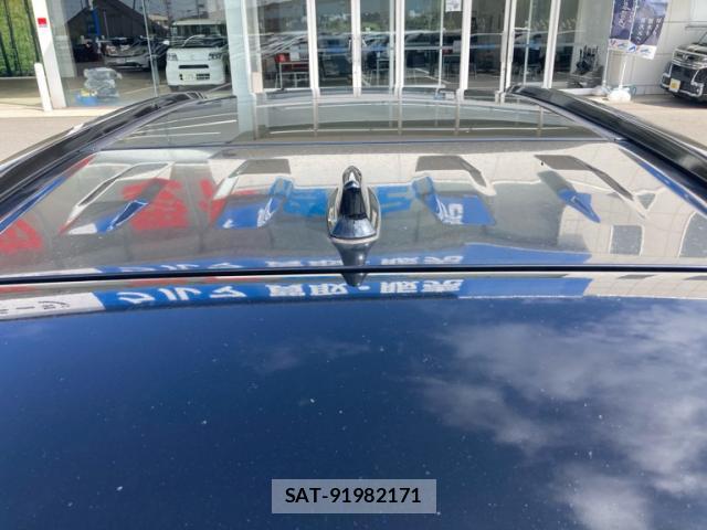Toyota RAV4 2019-06 8813748-19