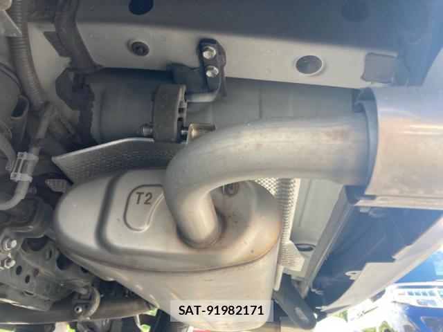 Toyota RAV4 2019-06 8813748-4