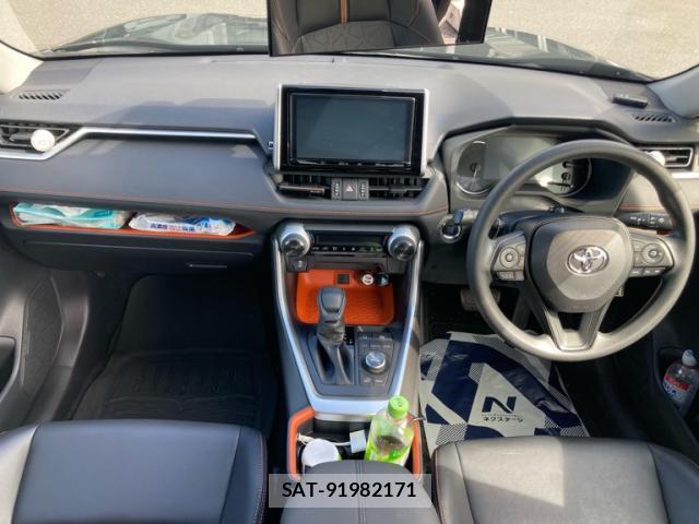 Toyota RAV4 2019-06 8813748-7