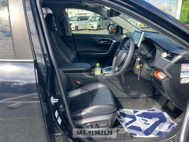 Toyota RAV4 2019-06 8813748-8