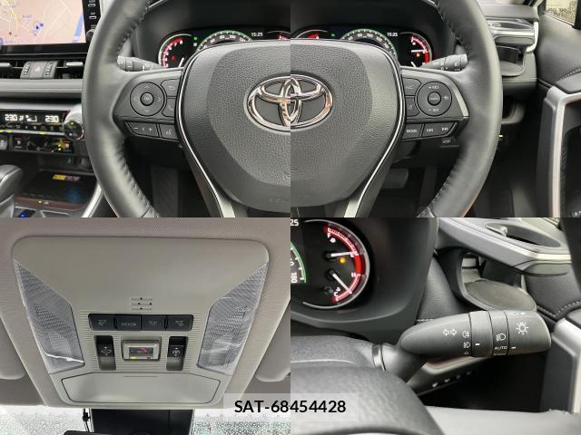Toyota RAV4 2022-07 8813963-11
