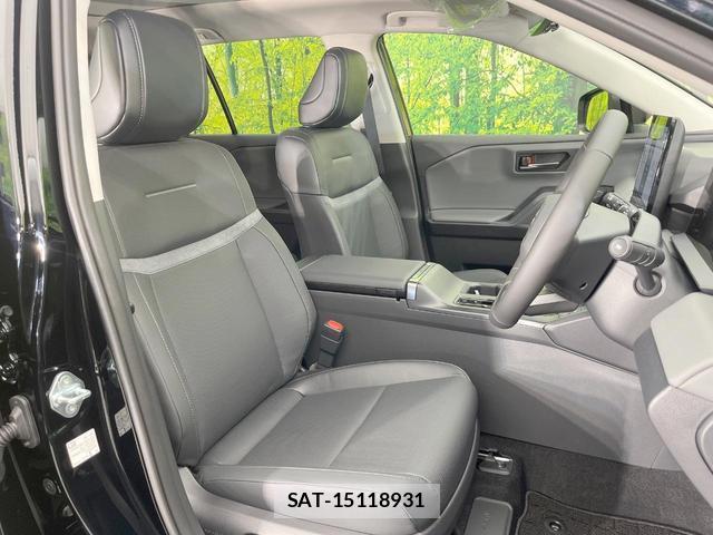 Toyota RAV4 2026-08 8813979-7