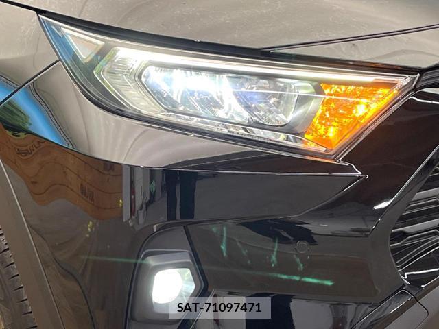 Toyota RAV4 2023-02 8814162-11