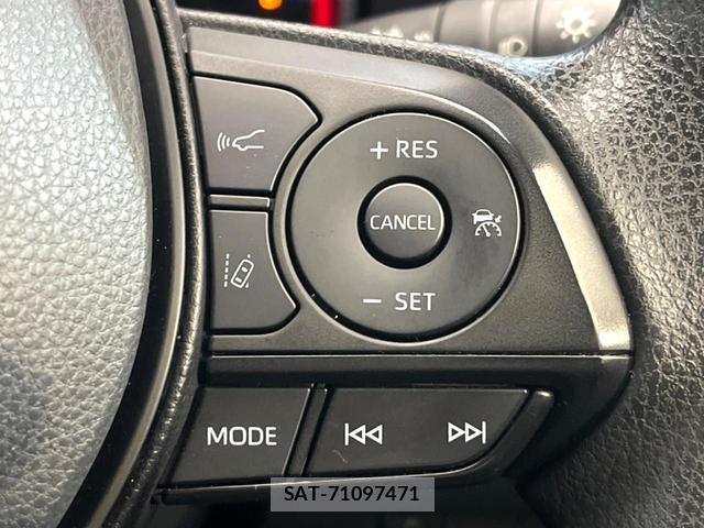 Toyota RAV4 2023-02 8814162-5