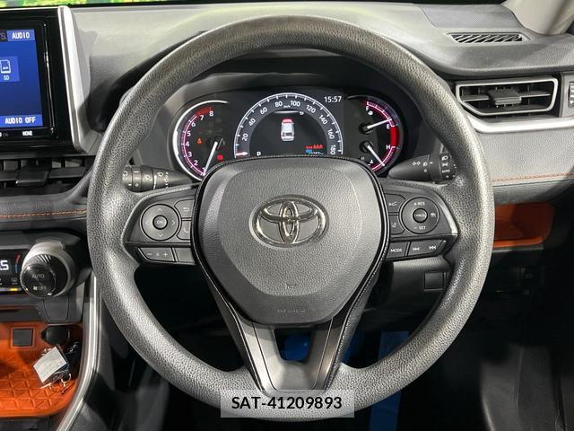 Toyota RAV4 2019-12 8814189-10