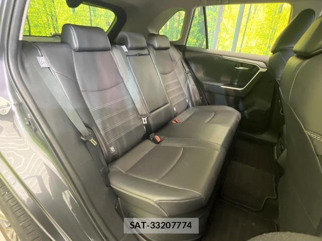 Toyota RAV4 2024-04 8814251-8
