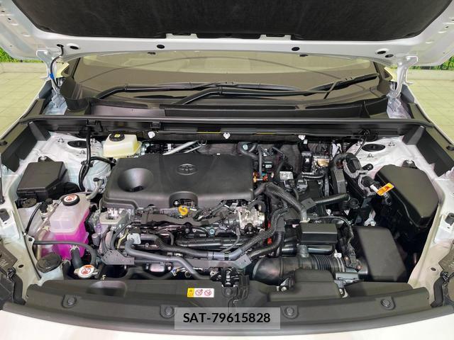 Toyota RAV4 2026-08 8814474-17