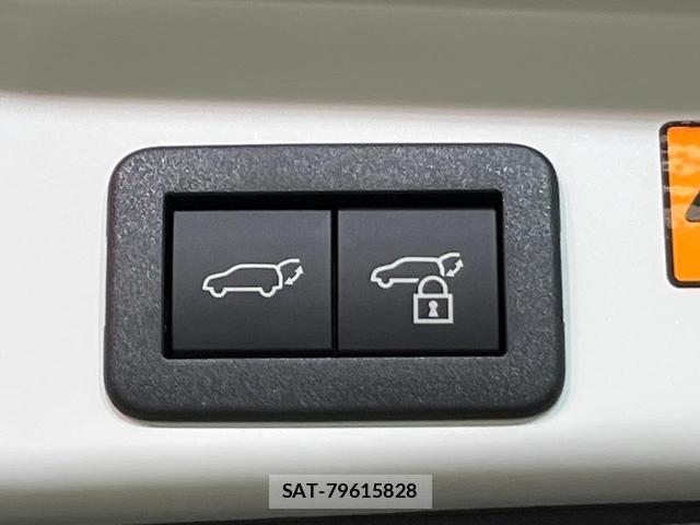 Toyota RAV4 2026-08 8814474-6