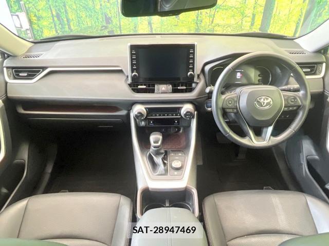 Toyota RAV4 2021-12 8814595-1