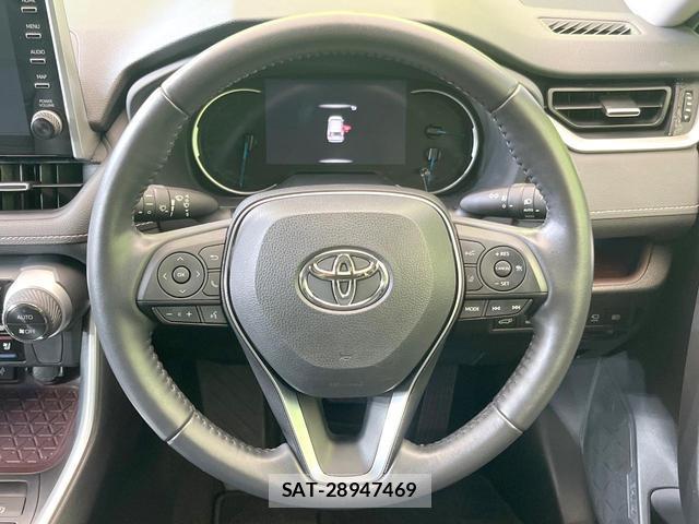 Toyota RAV4 2021-12 8814595-11