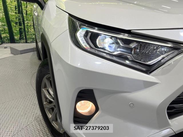Toyota RAV4 2020-09 8814674-11