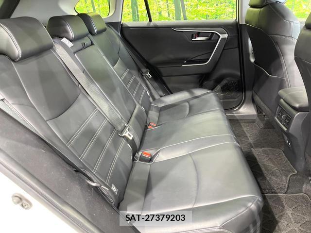 Toyota RAV4 2020-09 8814674-8