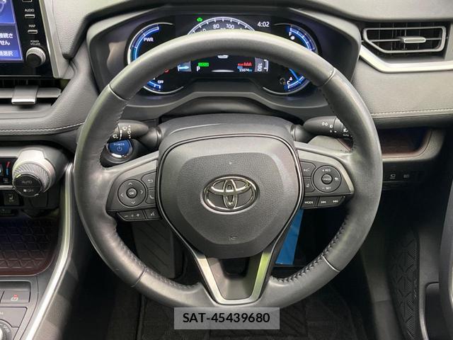 Toyota RAV4 2021-10 8814763-10