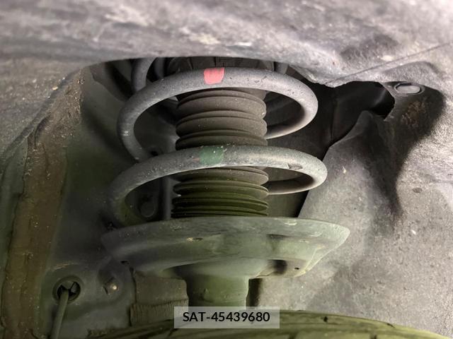 Toyota RAV4 2021-10 8814763-19