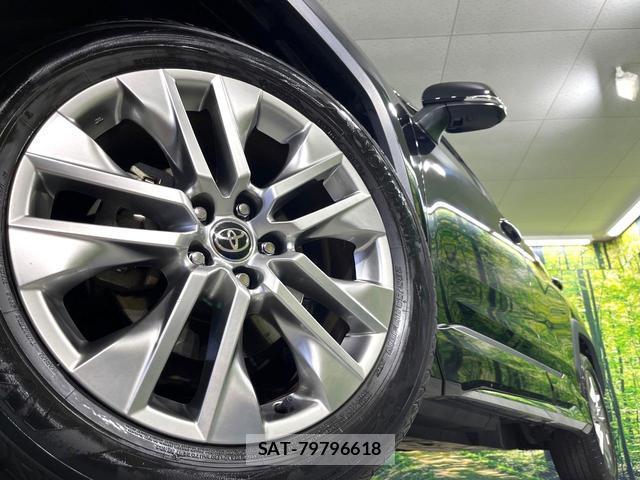 Toyota RAV4 2021-11 8815022-12