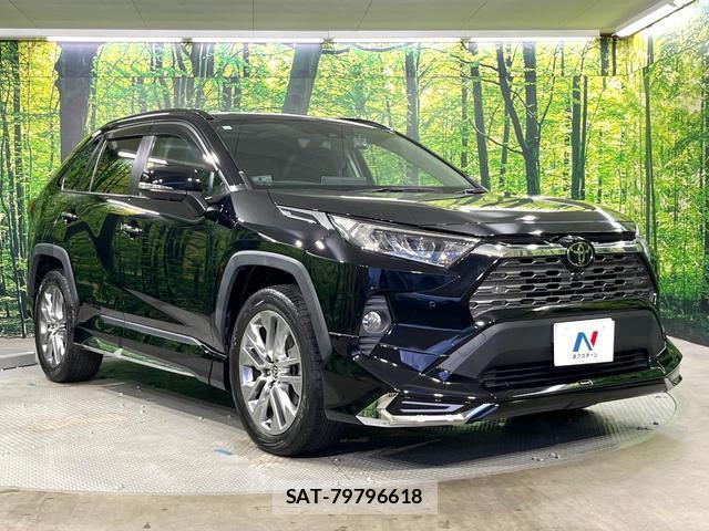 Toyota RAV4 2021-11 8815022-16
