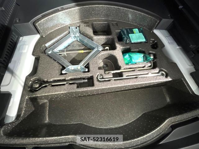 Toyota RAV4 2023-10 8815074-19