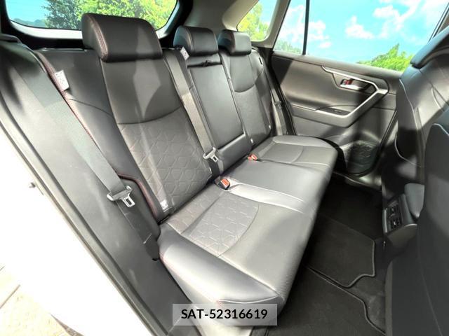 Toyota RAV4 2023-10 8815074-8