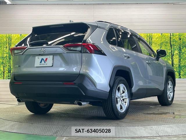 Toyota RAV4 2019-10 8815100-16