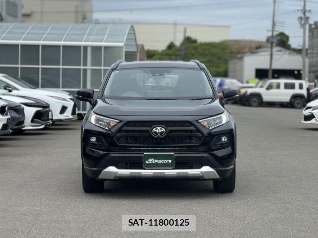 Toyota RAV4 2025-05 8815108-16