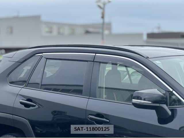 Toyota RAV4 2025-05 8815108-18
