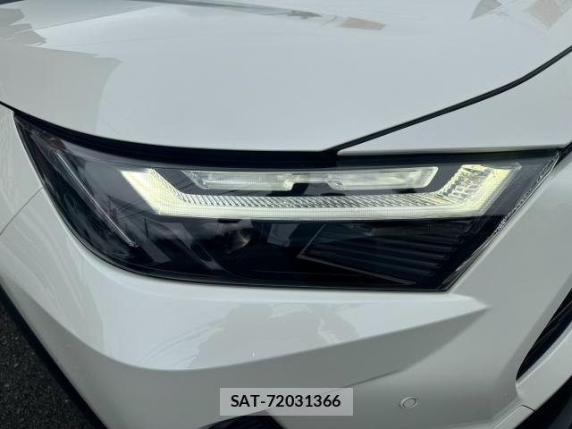 Toyota RAV4 2022-01 8815285-13