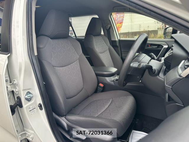 Toyota RAV4 2022-01 8815285-19