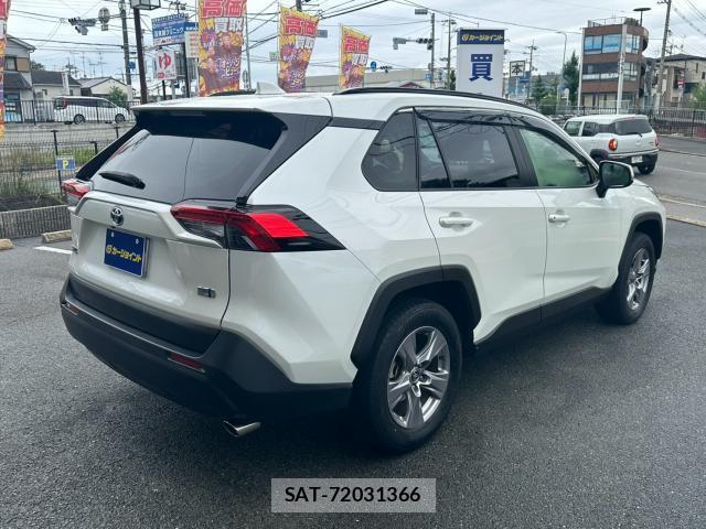 Toyota RAV4 2022-01 8815285-8