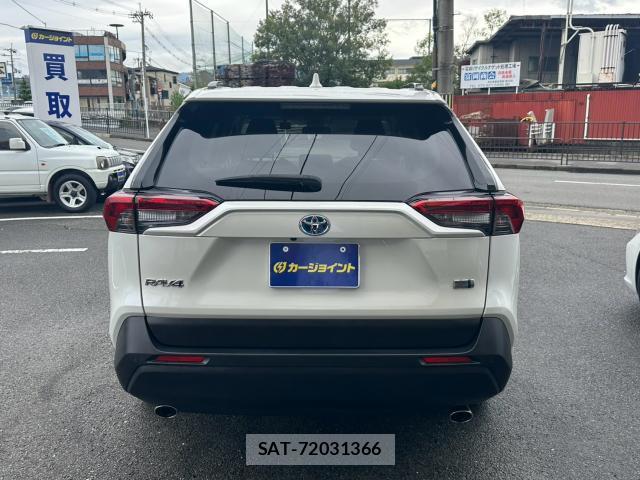 Toyota RAV4 2022-01 8815285-9
