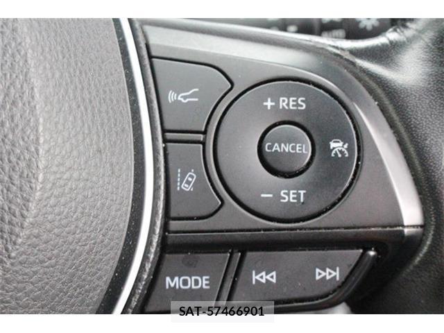 Toyota RAV4 2019-05 8815674-5