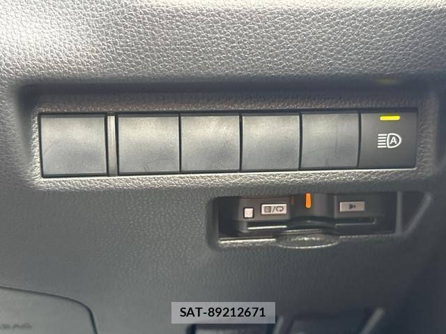 Toyota RAV4 2020-03 8815692-10