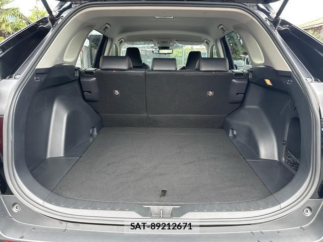 Toyota RAV4 2020-03 8815692-18