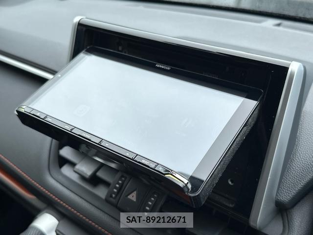 Toyota RAV4 2020-03 8815692-5