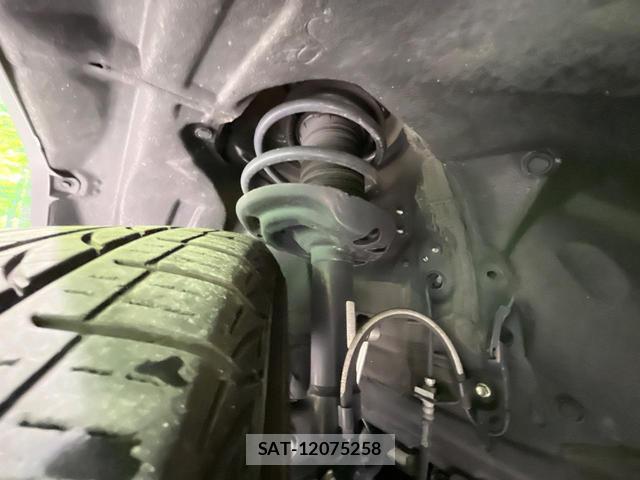 Toyota RAV4 2023-01 8815790-19