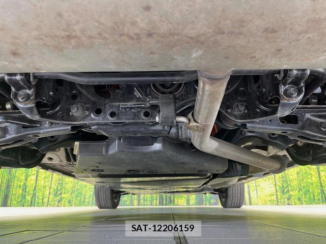 Toyota RAV4 2021-04 8815921-18
