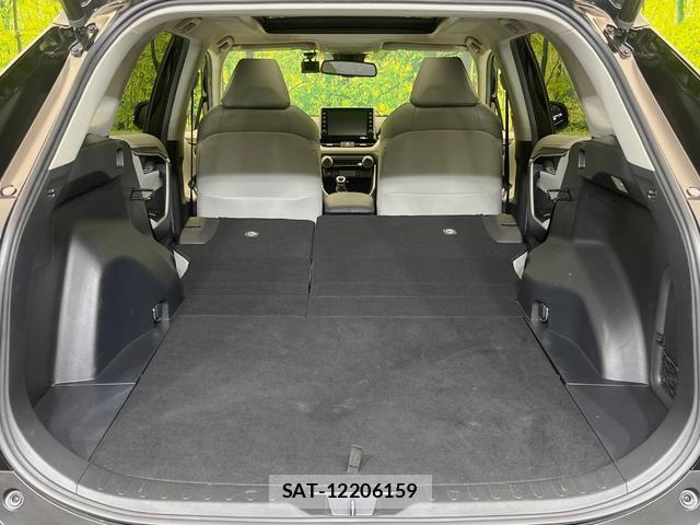 Toyota RAV4 2021-04 8815921-9