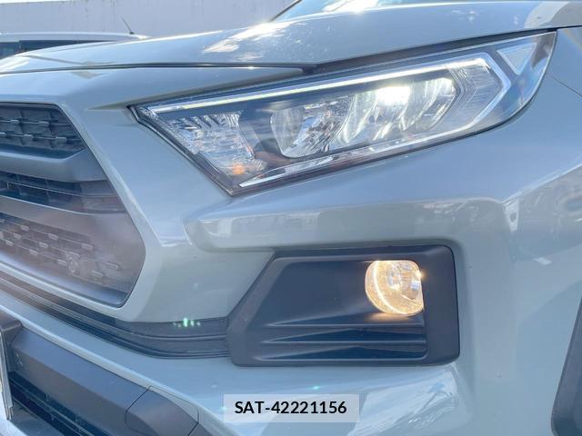 Toyota RAV4 2019-05 8817185-13