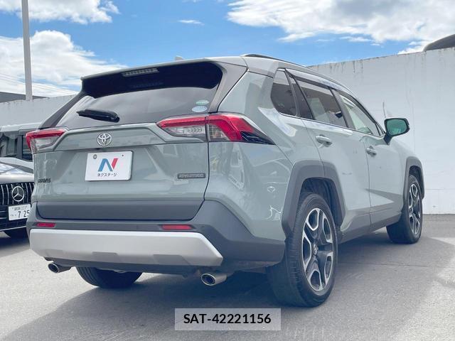 Toyota RAV4 2019-05 8817185-17
