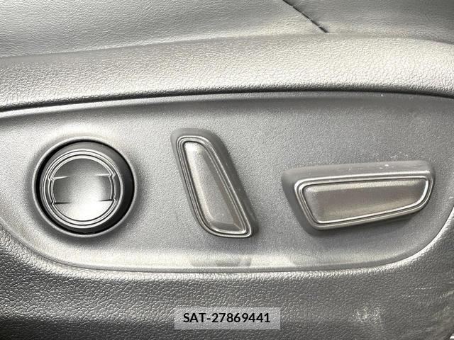 Toyota RAV4 2022-09 8817229-5