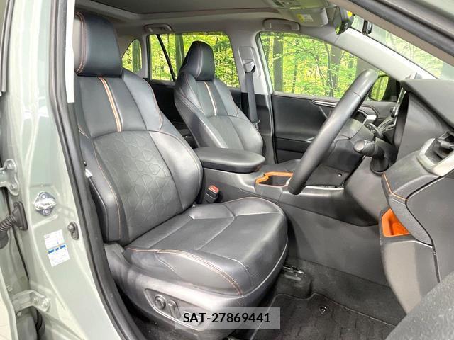 Toyota RAV4 2022-09 8817229-7