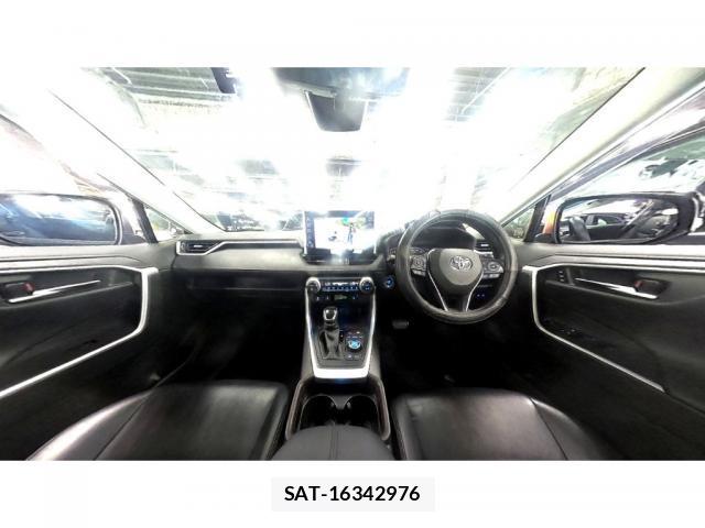 Toyota RAV4 2020-10 8817313-4