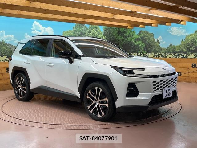 Toyota RAV4 2026-03 8817376-16