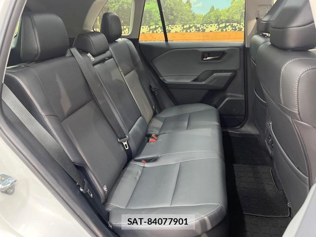 Toyota RAV4 2026-03 8817376-8