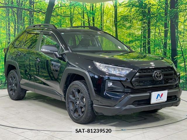 Toyota RAV4 2023-11 8817595-15