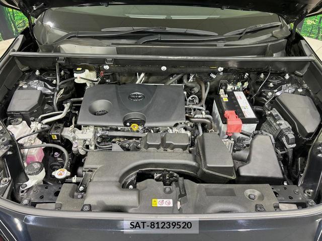 Toyota RAV4 2023-11 8817595-17