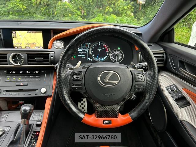 Lexus RC F 2015-05 8816508-11
