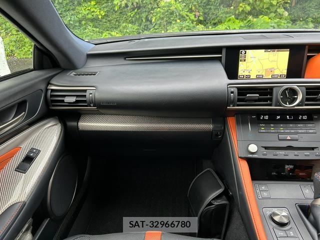 Lexus RC F 2015-05 8816508-12