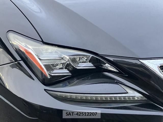 Lexus RC 2015-06 8817661-10