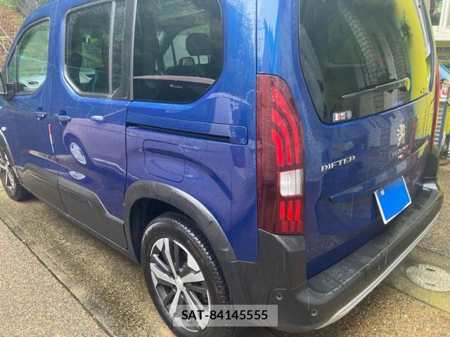 Peugeot Rifter 2022-06 8813370-1