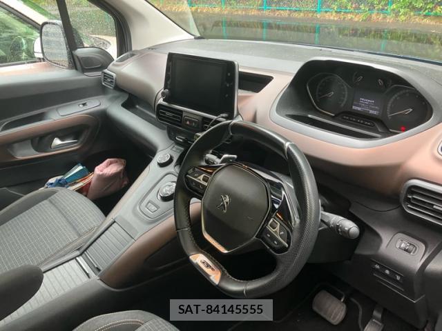 Peugeot Rifter 2022-06 8813370-7